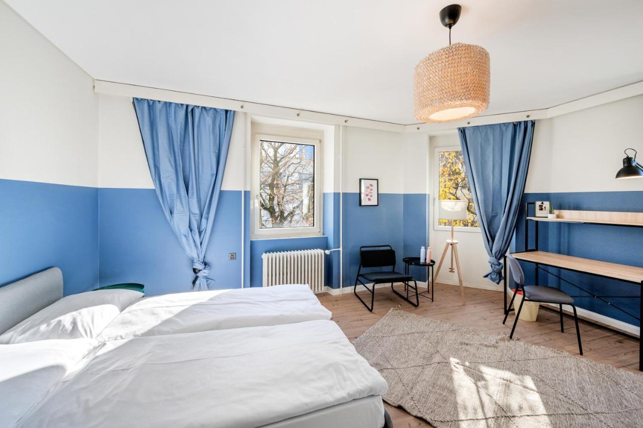 Becozy Self Check-in Pop-up Hotel