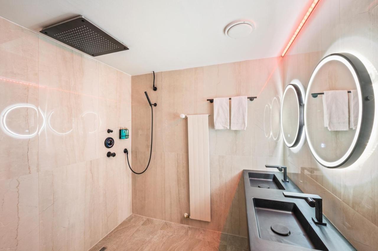 Becozy Self Check-in Pop-up Hotel