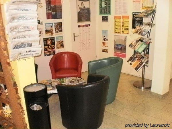 Becozy Self Check-in An Der Messe 3*